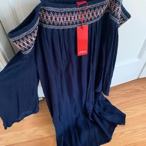 Beach dress /cold shoulder cover up size xs